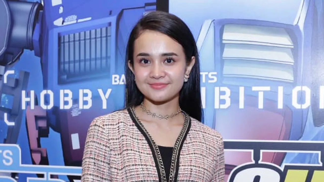 Fakta Unik, Ternyata Michelle Ziudith Kolektor Robot Gundam