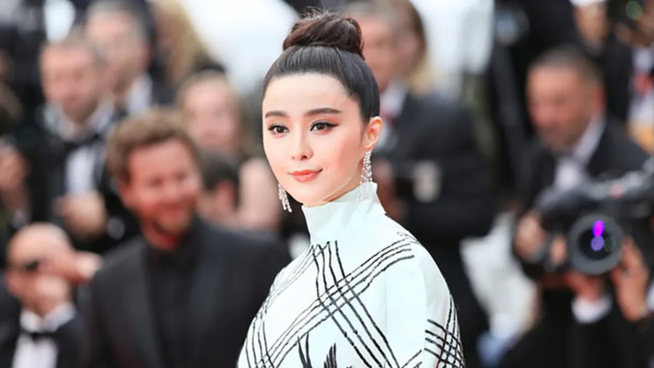 Fan Bingbing - Li Chen Tunda Pernikahan Gara-Gara Skandal Pajak?