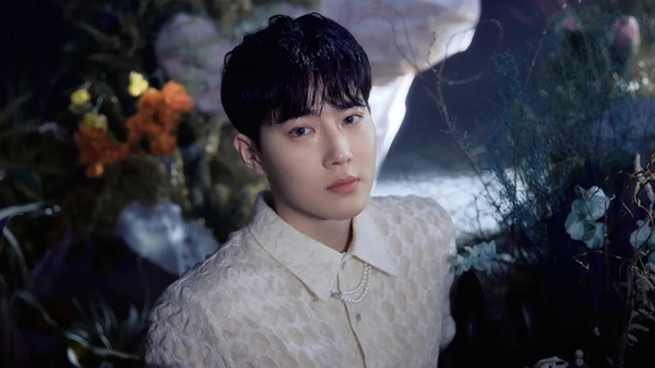 Fans Sudah Nggak Sabar Banget, SUHO EXO Rilis Mini-album ke-2 'Grey Suit' Sore Ini
