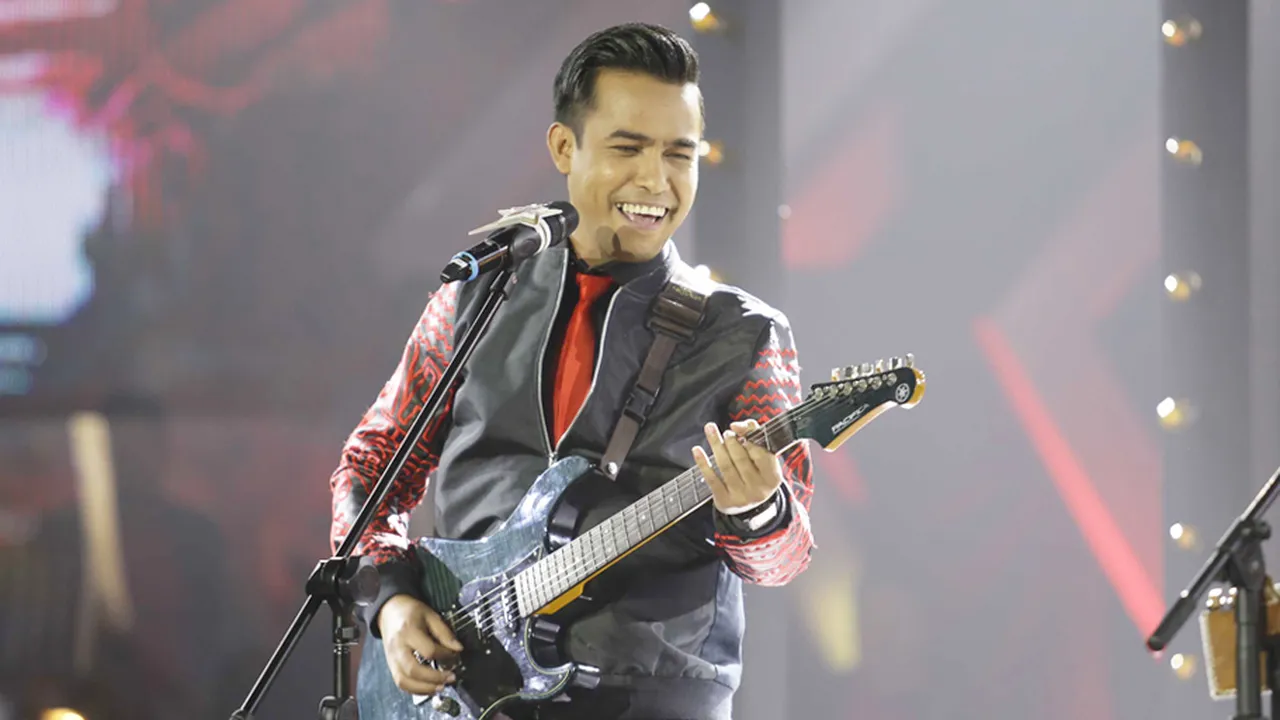 Fildan Raih Dua Piala Pengghargaan Indonesia Dangdut Awards 2019