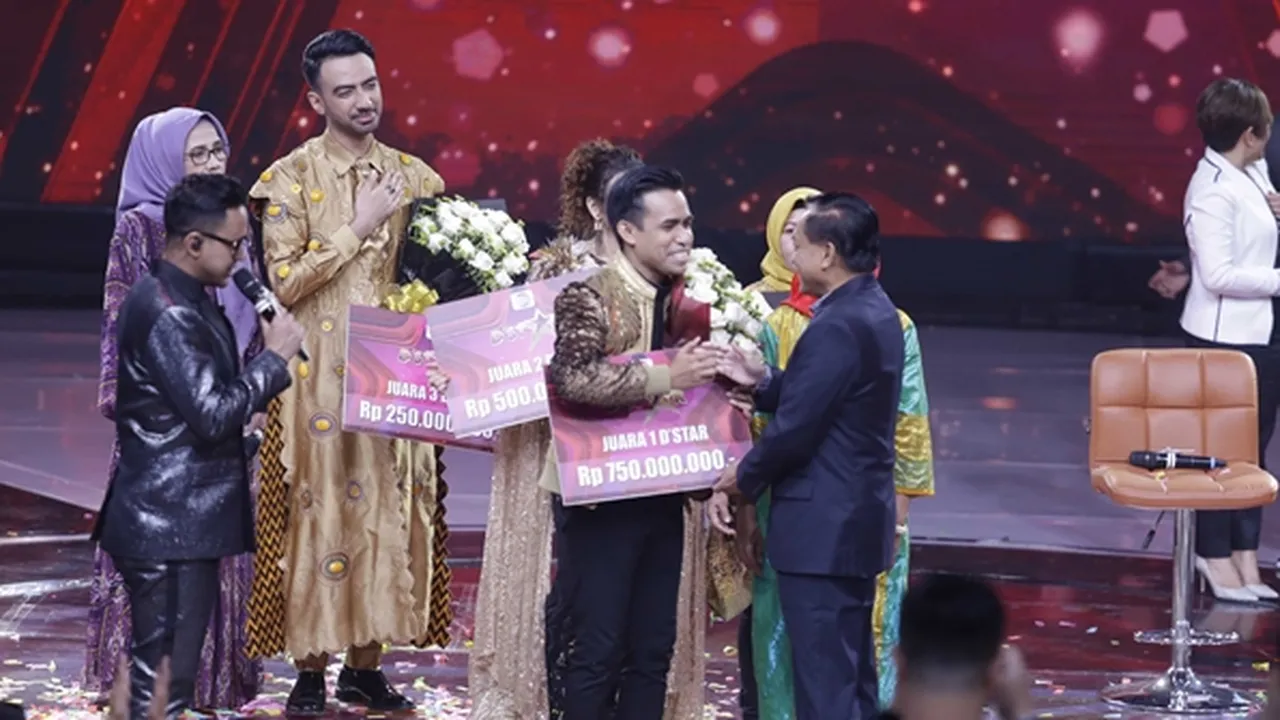 Fildan Sujud Syukur Jadi Juara 1 D'Star, Ini Hadiah yang Dibawa Pulang