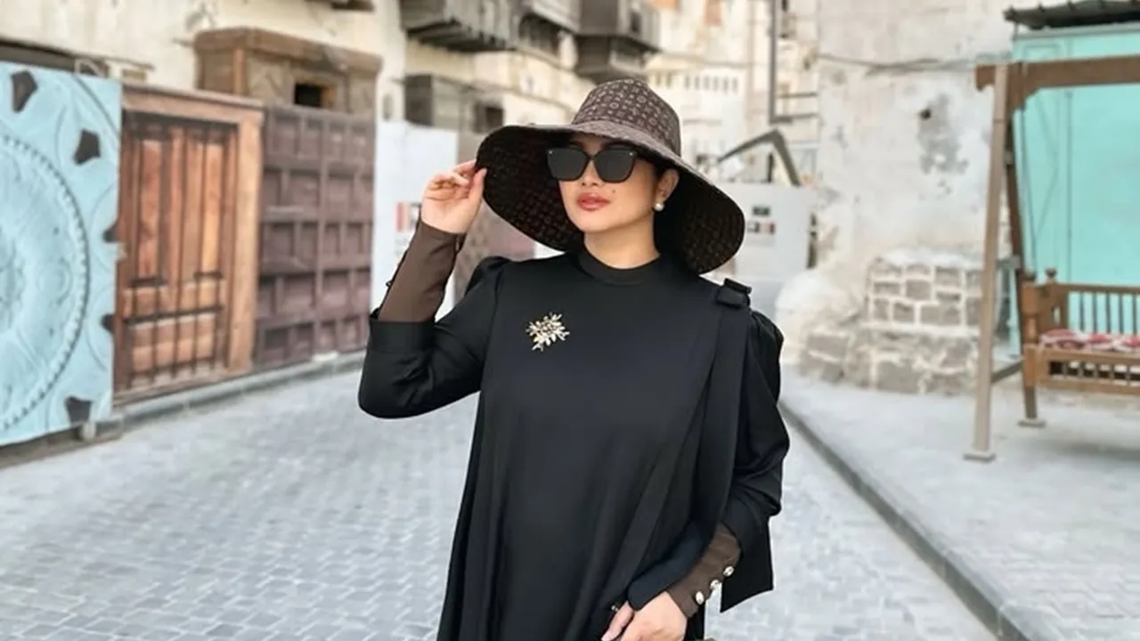 Fitri Carlina Berdamai Soal Kehamilan, Suami Minta Santai