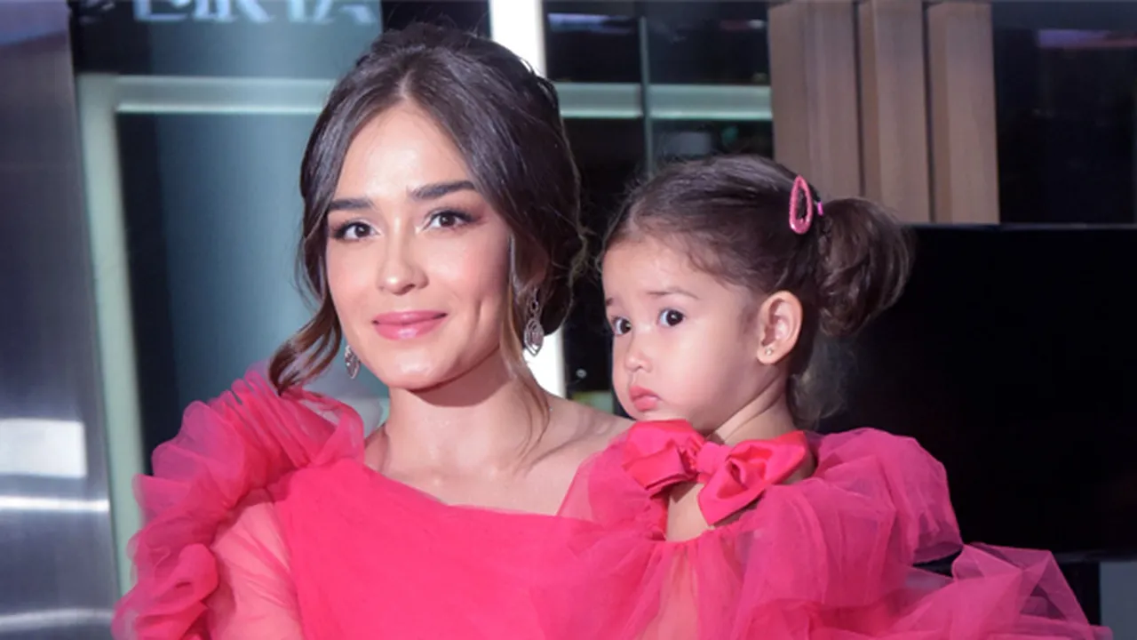 Fokus Pada Anak, Yasmine Wildblood Belum Tertarik Syuting Sinetron Lagi