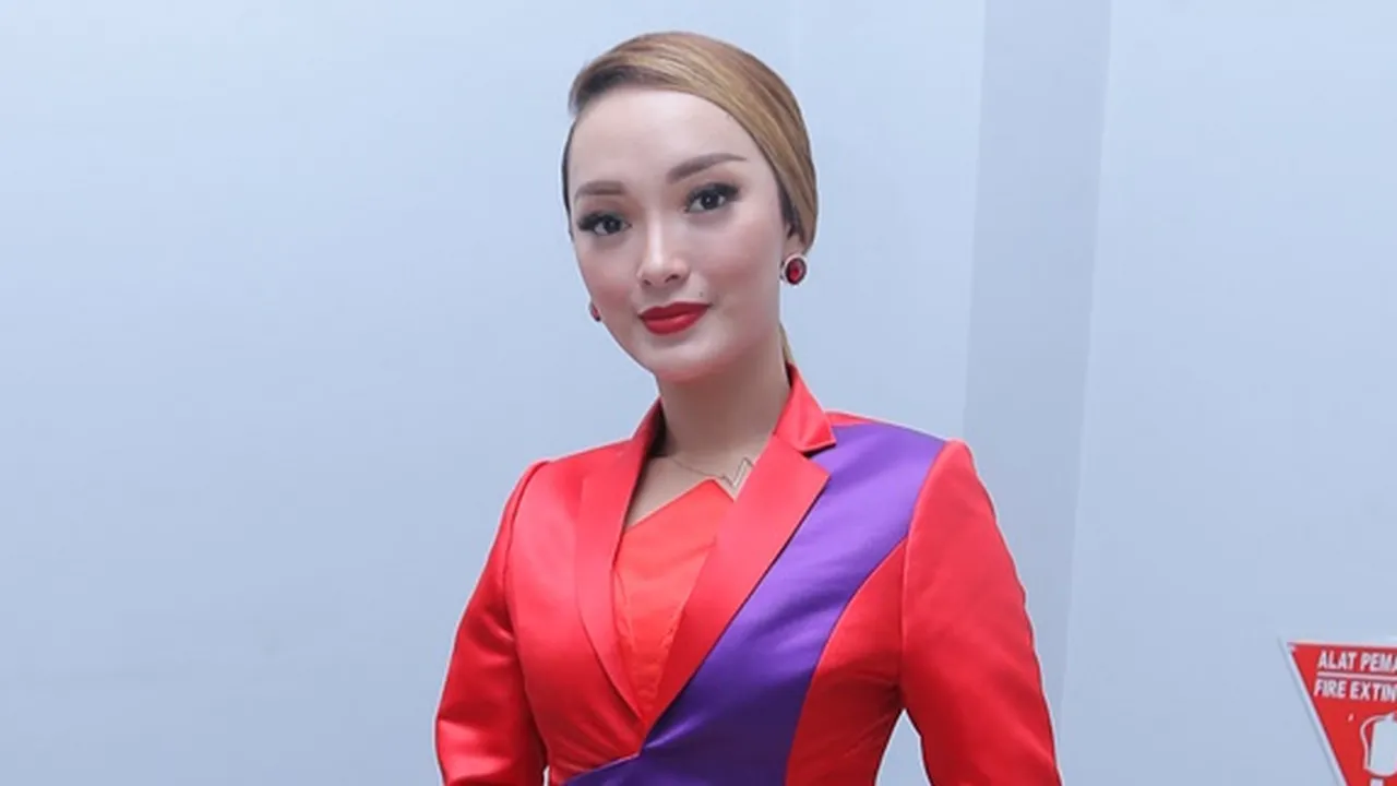 Foto Bareng Sirajuddin Mahmud, Baby Bump Zaskia Gotik Mulai Kelihatan