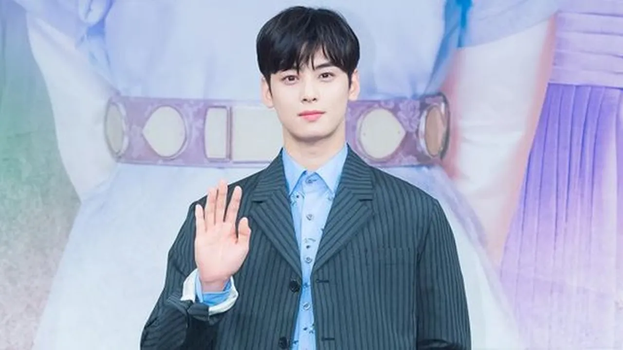 Foto Cha Eun Woo saat Sekolah Dasar Terungkap, Sudah Ganteng Kebangetan Sejak Kecil