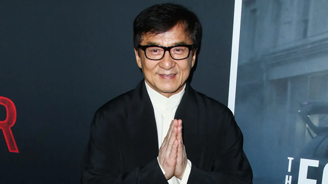 Foto Editan Demo 22 Mei 2019 Ini Seperti Asli, Ada Jackie Chan!