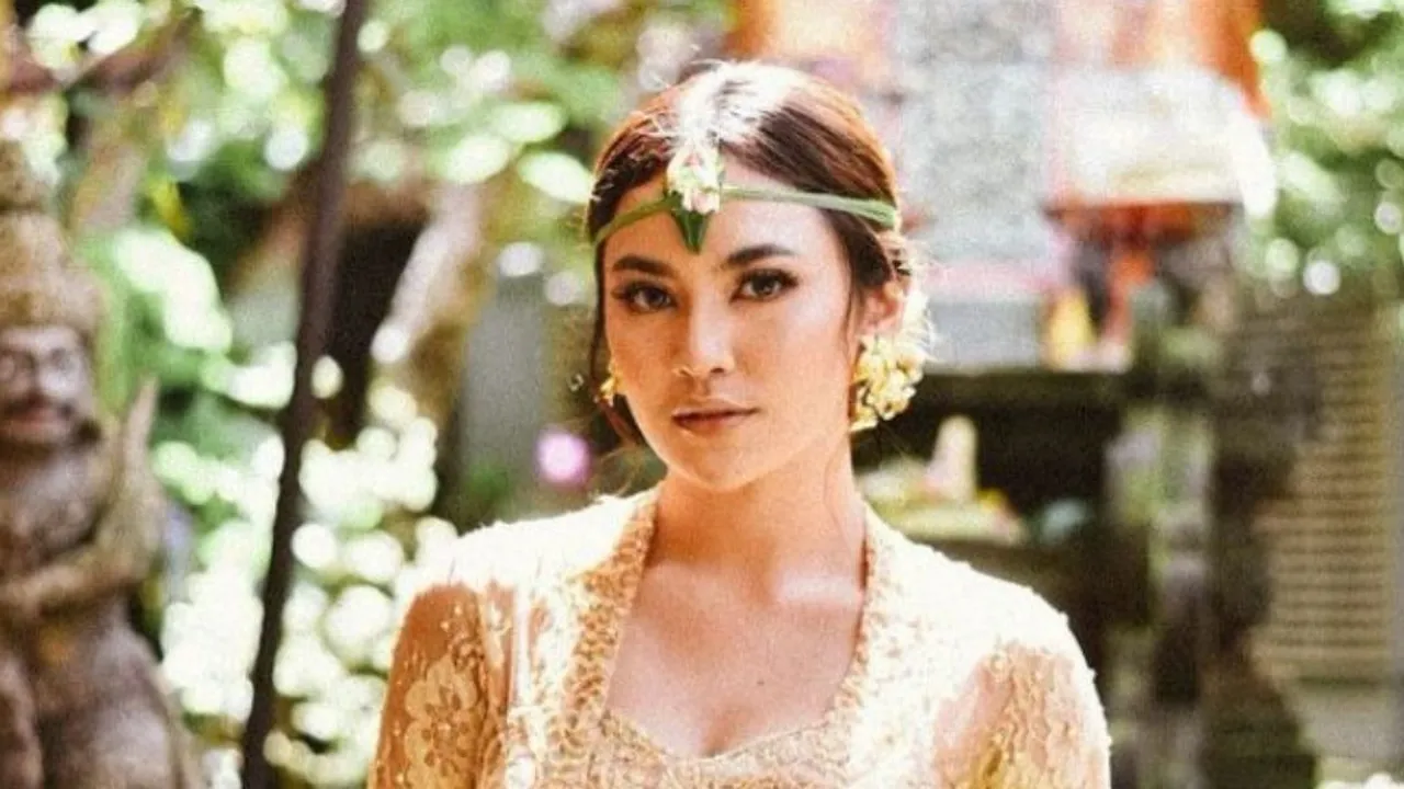 Foto-foto dan Makna Filosofis Adat Bali