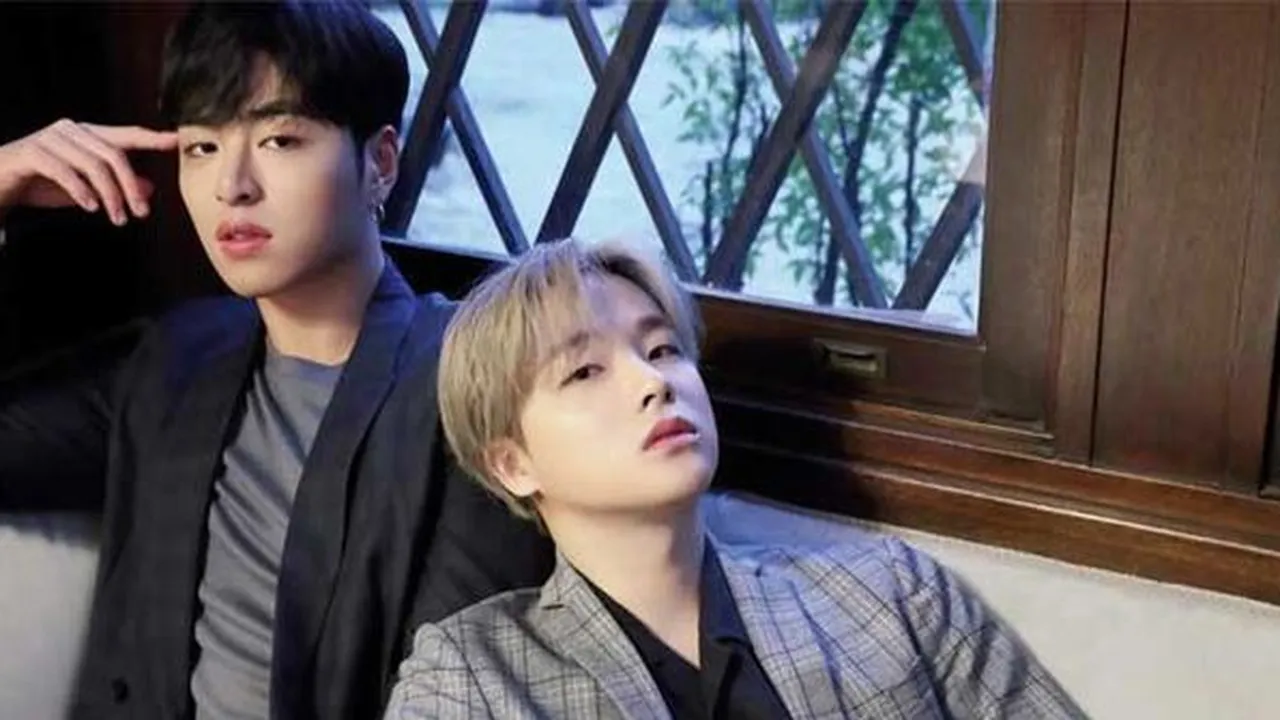 Foto Kondisi Mobil yang Ditumpangi Jinhwan dan Junhoe iKON Setelah Kecelakaan, Nabrak Dinding