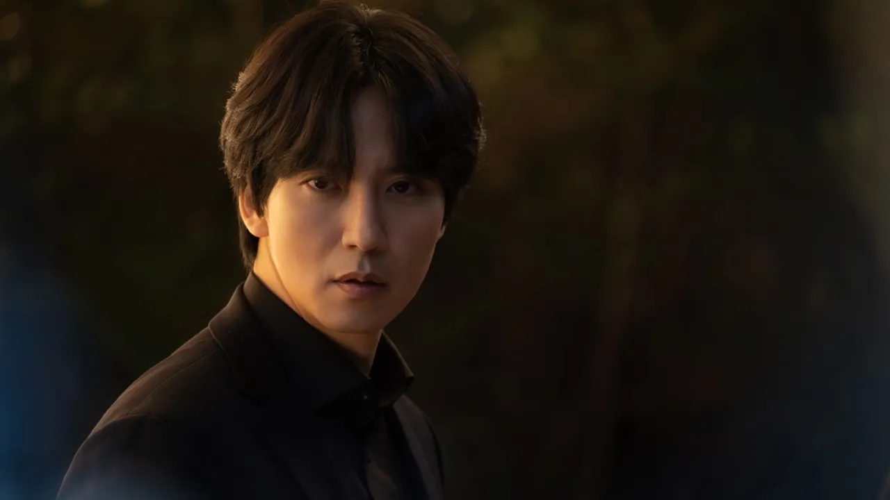 Foto Perdana Kim Nam Gil Untuk Drama 'ISLAND', Jadi Manusia Setengah Monster