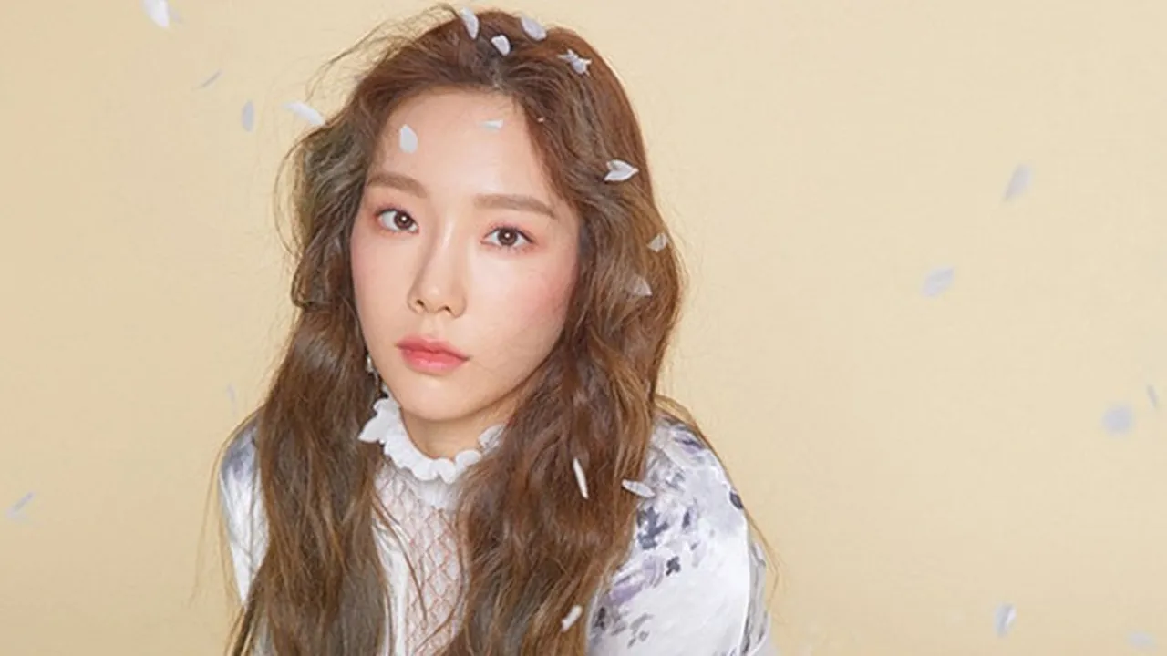 Foto Selfie Hanya Pakai Bra, Taeyeon Girls Generation Bikin Publik Terkejut