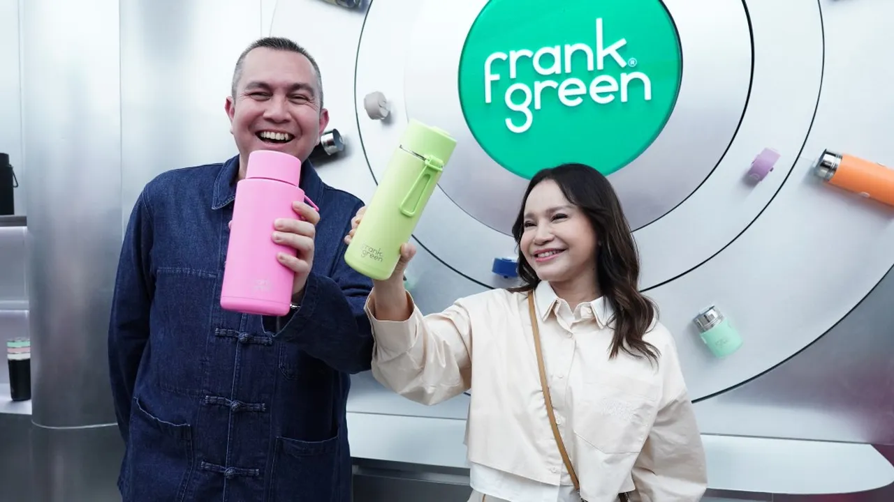 frank green Buka Experience Store Perdana di Plaza Indonesia