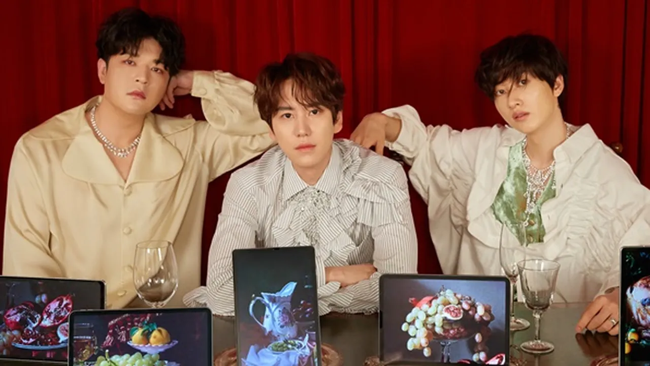 Full Album ke-10 'The Renaissance', Super Junior Rilis Foto Teaser 'Versatile Unit' Shindong, Eunhyuk, dan Kyuhyun Full Album ke-10 'The Renaissance', Super Junior Rilis Foto Teaser 'Versatile Unit' Shindong, Eunhyuk, dan Kyuhyun