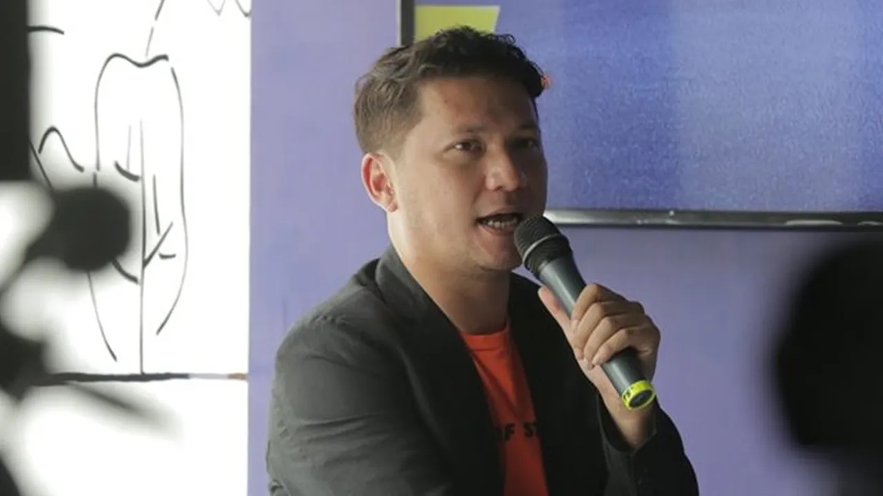 Gading Marten Sudah Baik-Baik Saja, Terima Jodohnya Dengan Gisel Cuma di Sini Saja