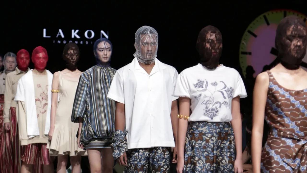 Gandeng Maestro Batik Indoneia, Lakon Indonesia Rilis Koleksi Terbaru Bertajuk 'LORONG WAKTU'