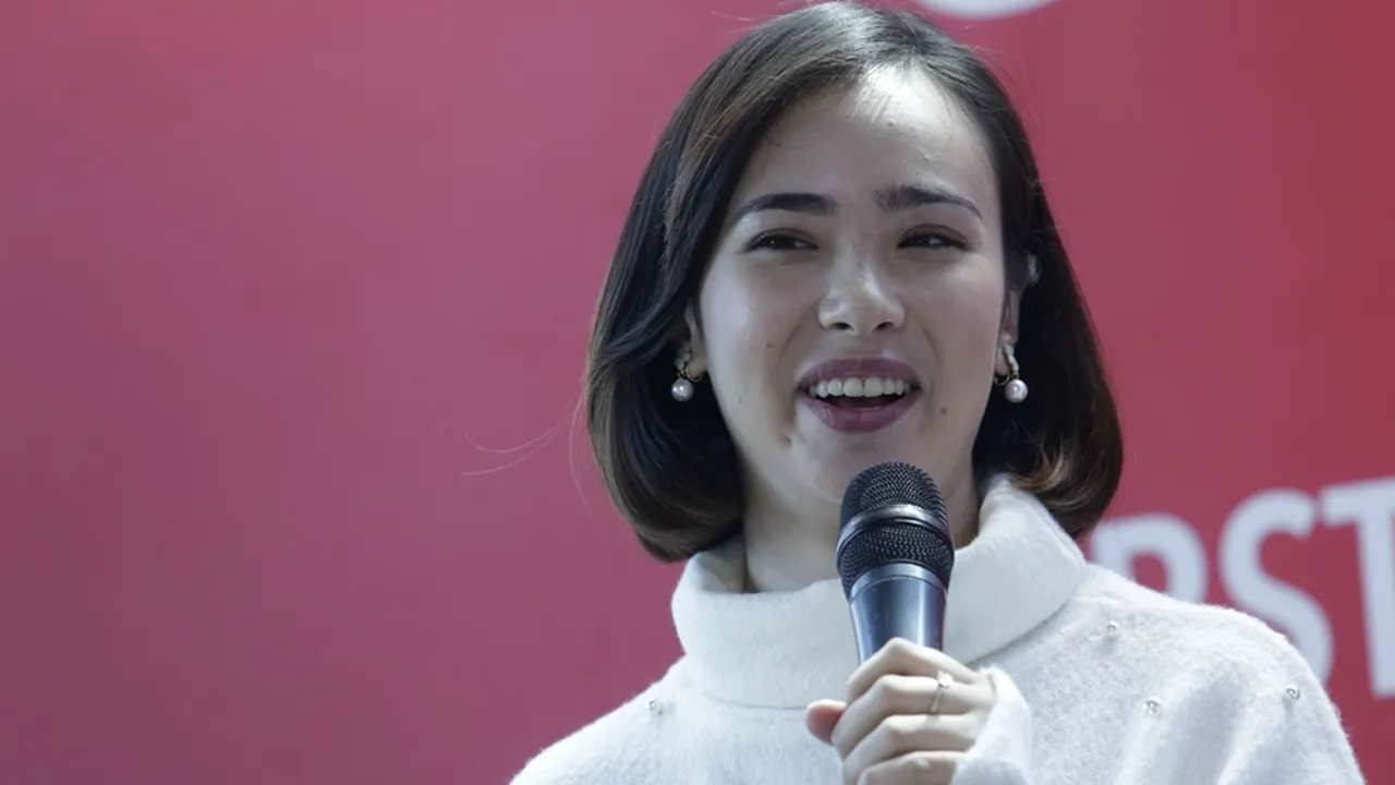 Gara-gara Berat Badan Naik, Pamela Bowie Sempat Dikomplain Produser