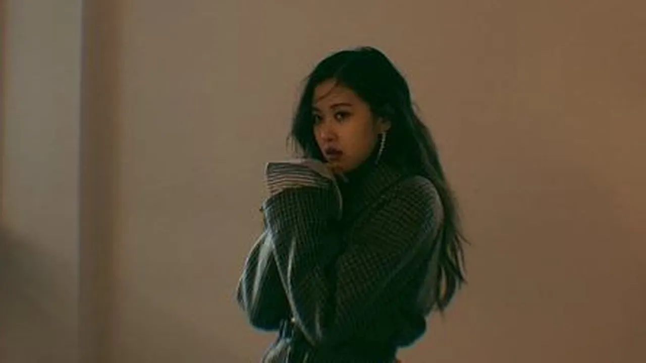 Gara-gara Ini, Penggemar Curiga Rose BLACKPINK Garap Proyek Solo