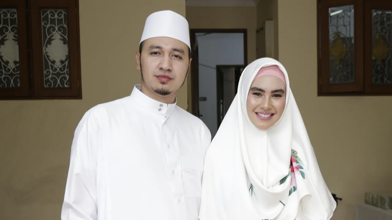 Gara-Gara Kucing, Kartika Putri Bikin Habib Usman bin Yahya Cemburu