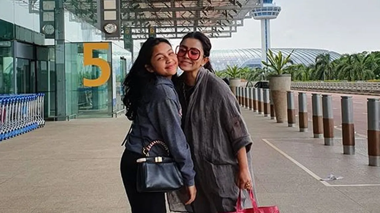 Gara-Gara Kylie Jenner, Khirani Beri Kode Kepengin Punya Adik ke Mayangsari