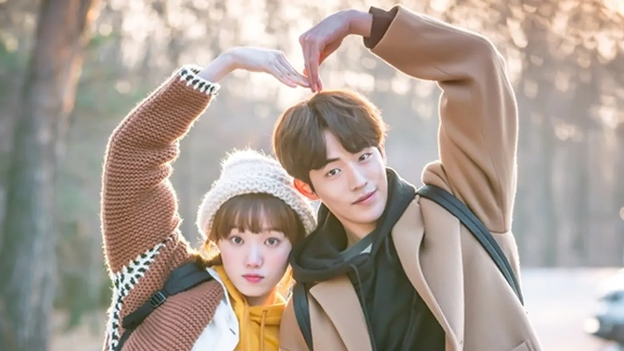 Gara-gara Postingan Ini, Fans Menduga Nam Joo Hyuk dan Lee Sung Kyung Masih Pacaran