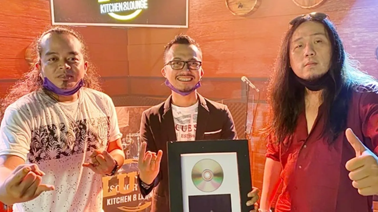 Garap Lagu Rock Campursari, Hendra Ang U9 Gandeng Seniman Nur Bayan