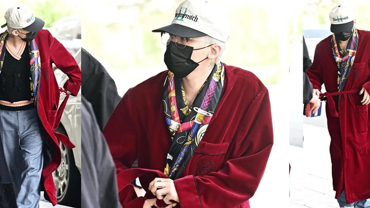 Gaya Airport Fashion G-Dragon Kembali Jadi Sorotan, Pakai Bathrobe ke Bandara