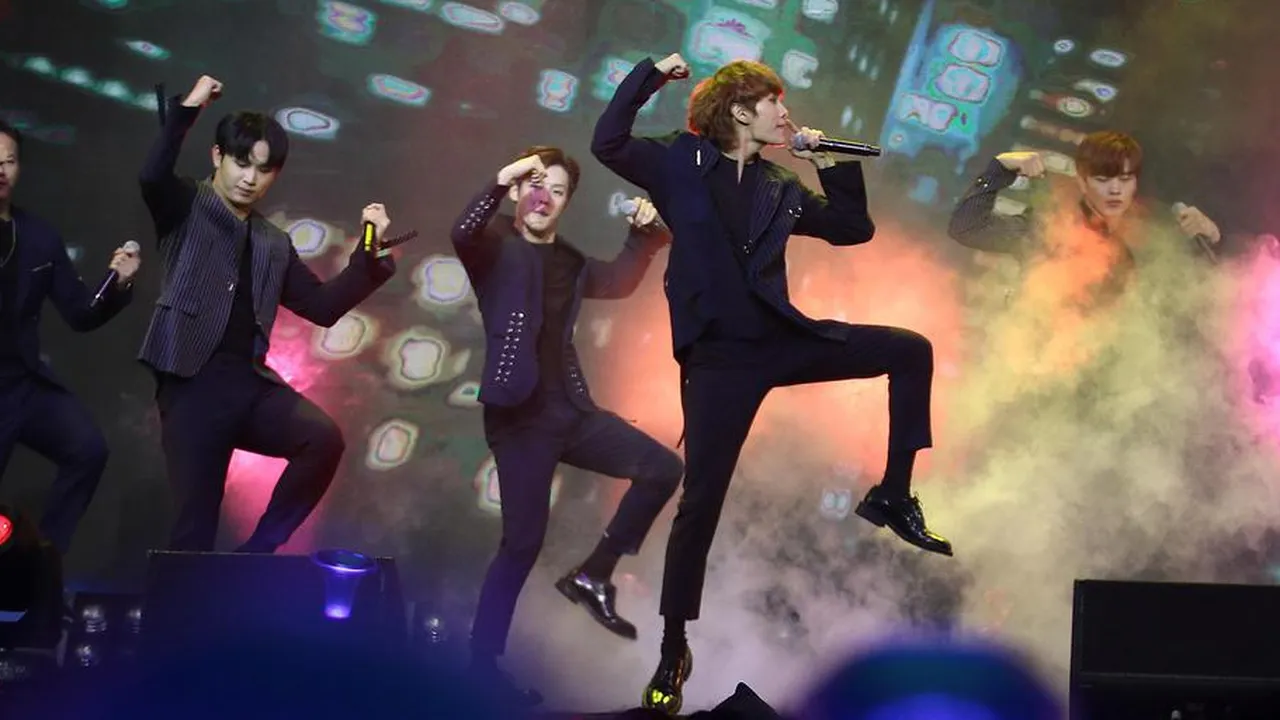 Gelar Showcase di Jakarta, BTOB Tampil Memukau dan Bikin Melody Terharu