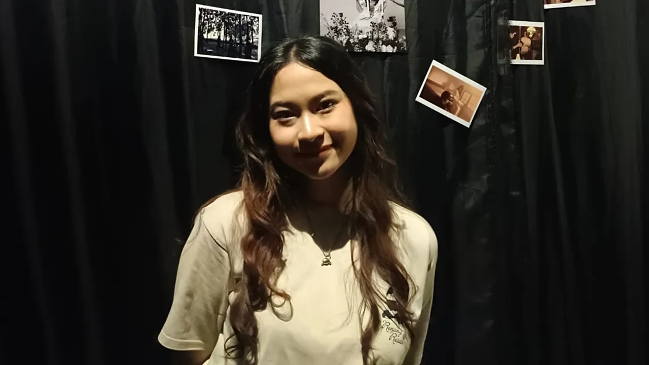 Gelar Showcase 'Renung Resah', Raissa Anggiani Selipkan Instrumen Sasando
