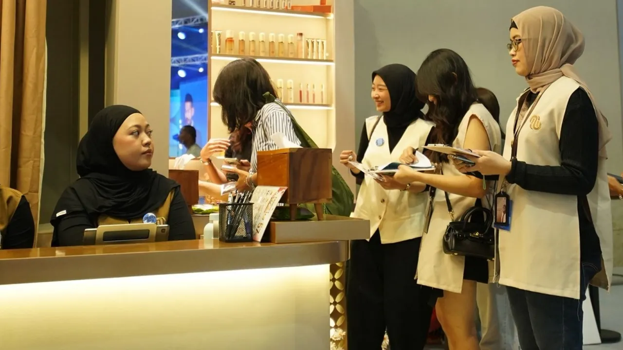 Gelaran Perdana The BFF Festival 2025 Dimeriahkan Booth Bernuansa Batik Nusantara