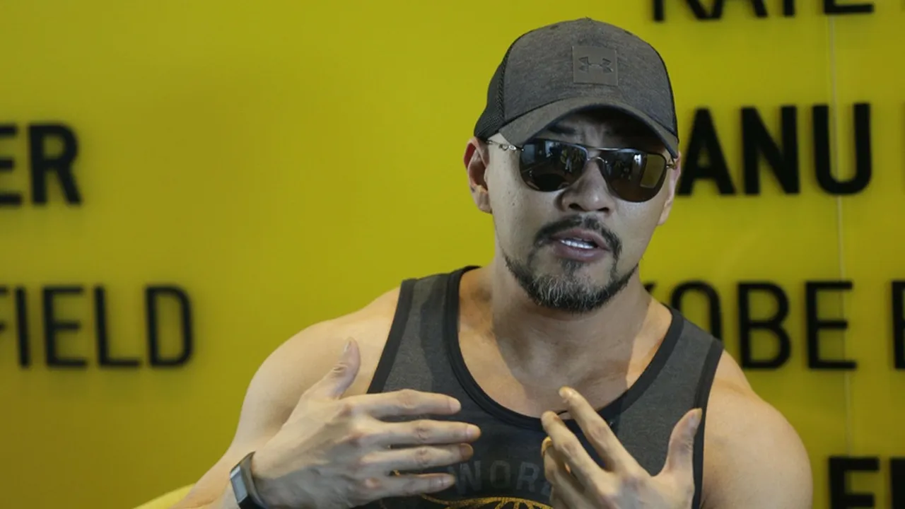 Gemar Olahraga, Deddy Corbuzier Bagi Tips Soal Memilih Pakaian yang Tepat
