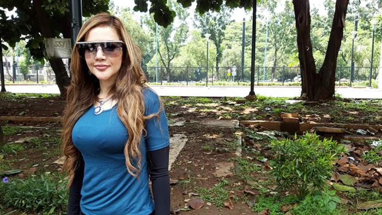 Geram Dituding Koleksi Barang Palsu, Barbie Kumalasari Labrak Pedangdut Ini