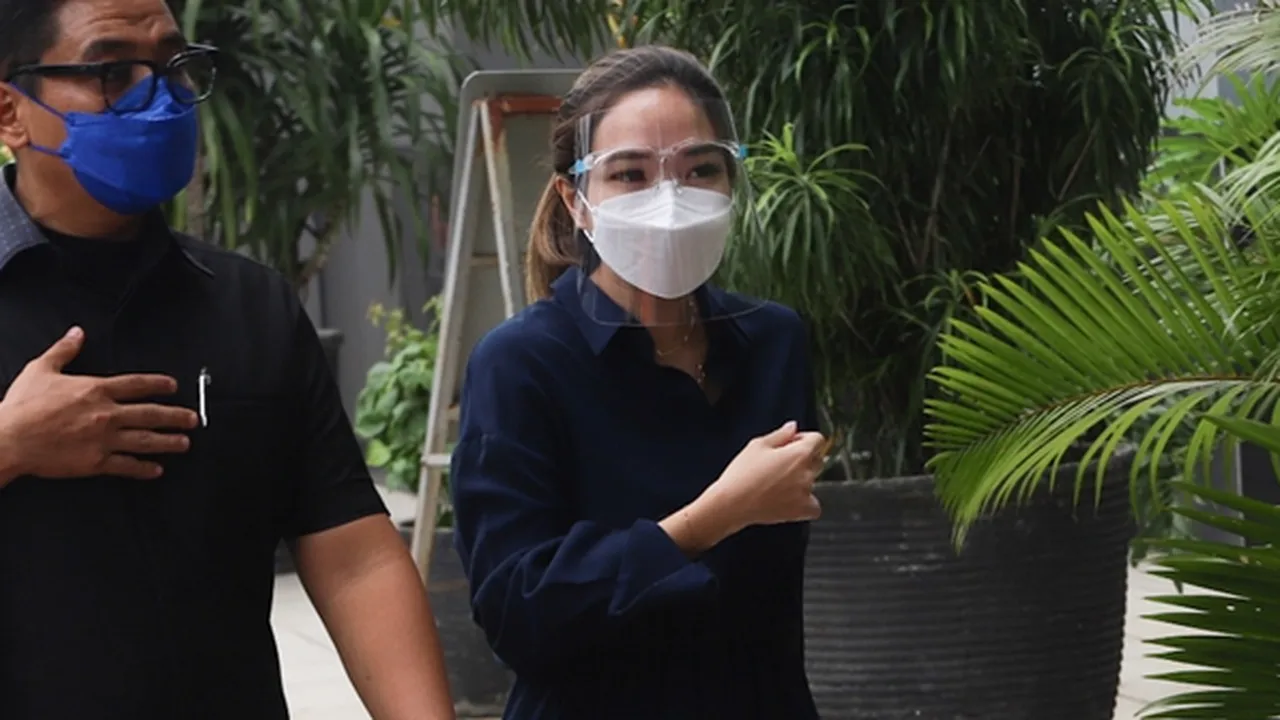 Gisella Anastasia Ajukan Sidang Kasus Video Panas Digelar Secara Virtual, Ini Alasannya
