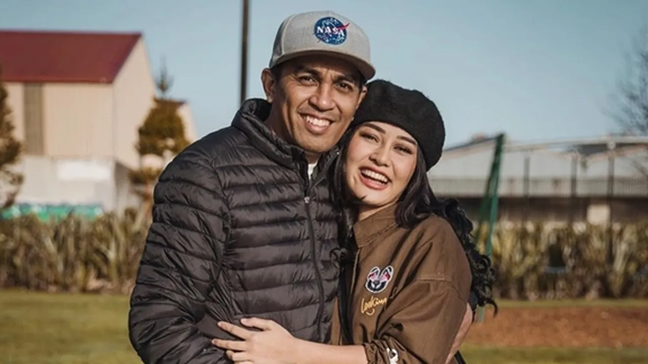 Glenn Fredly Dikabarkan Meninggal, Kunto Aji: Rest In Love Kakak Glenn Fredly Dikabarkan Meninggal, Kunto Aji: Rest In Love Kakak