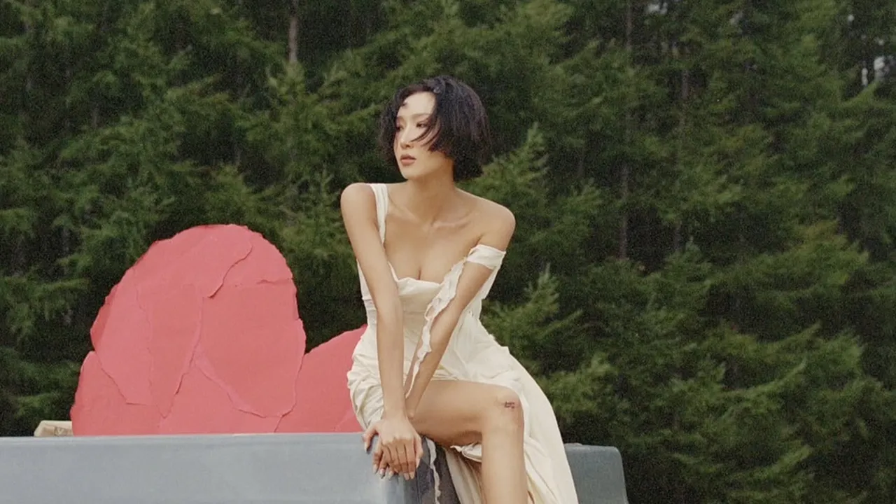 Good Goodbye Hwasa Jadi Lagu Kedua dengan PAK Terbanyak Sepanjang Masa, Lampaui Dynamite