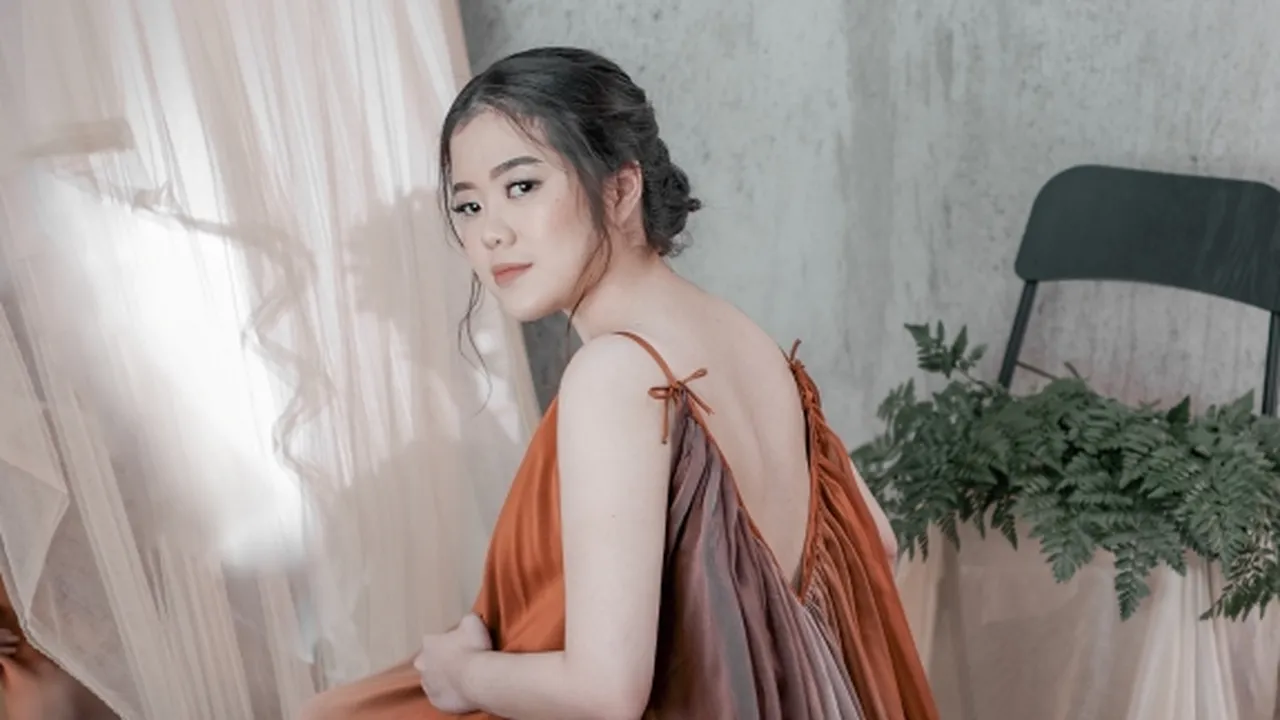 Gratia Elena Rilis Ulang Single Debutnya 'S.T.A.R' dalam Versi Bahasa Inggris