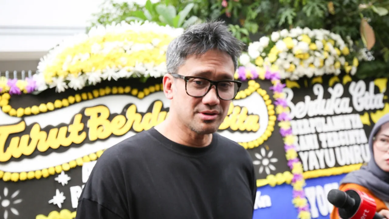 Guru Bagi Banyak Aktor, Begini Sosok Yayu Unru Di Mata Tora Sudiro