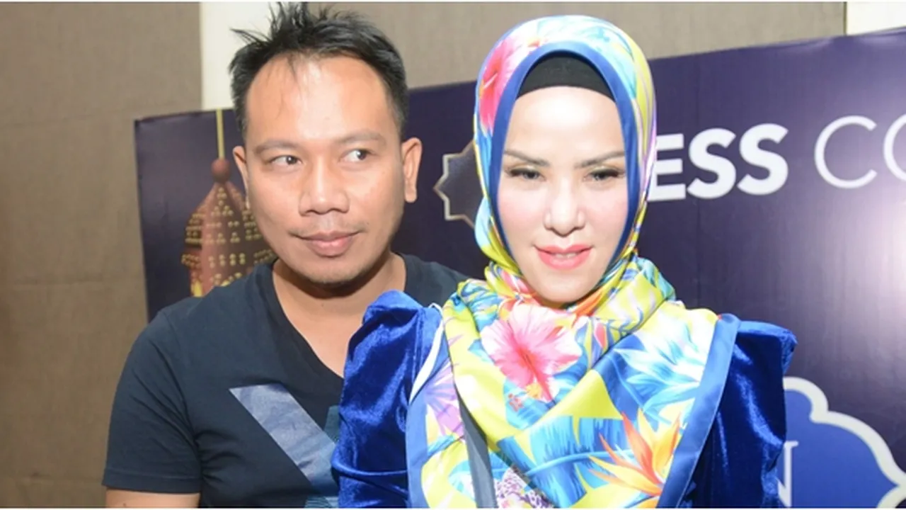 Hadapi Perceraian, Vicky Prasetyo Nyanyi 'Kekasih Bayangan'