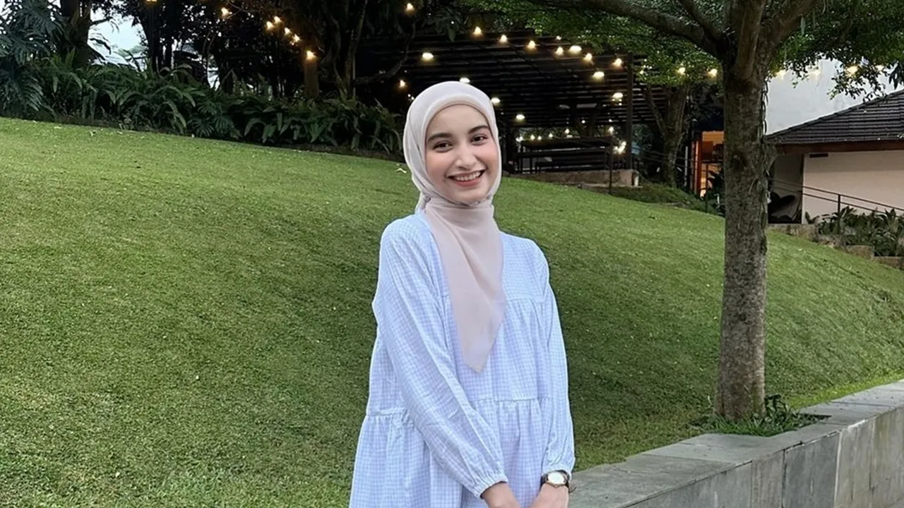 Hadir dalam Sidang Kasus KDRT, Cut Intan Nabila Siap Gugat Cerai Suami Hadir dalam Sidang Kasus KDRT, Cut Intan Nabila Siap Gugat Cerai Suami