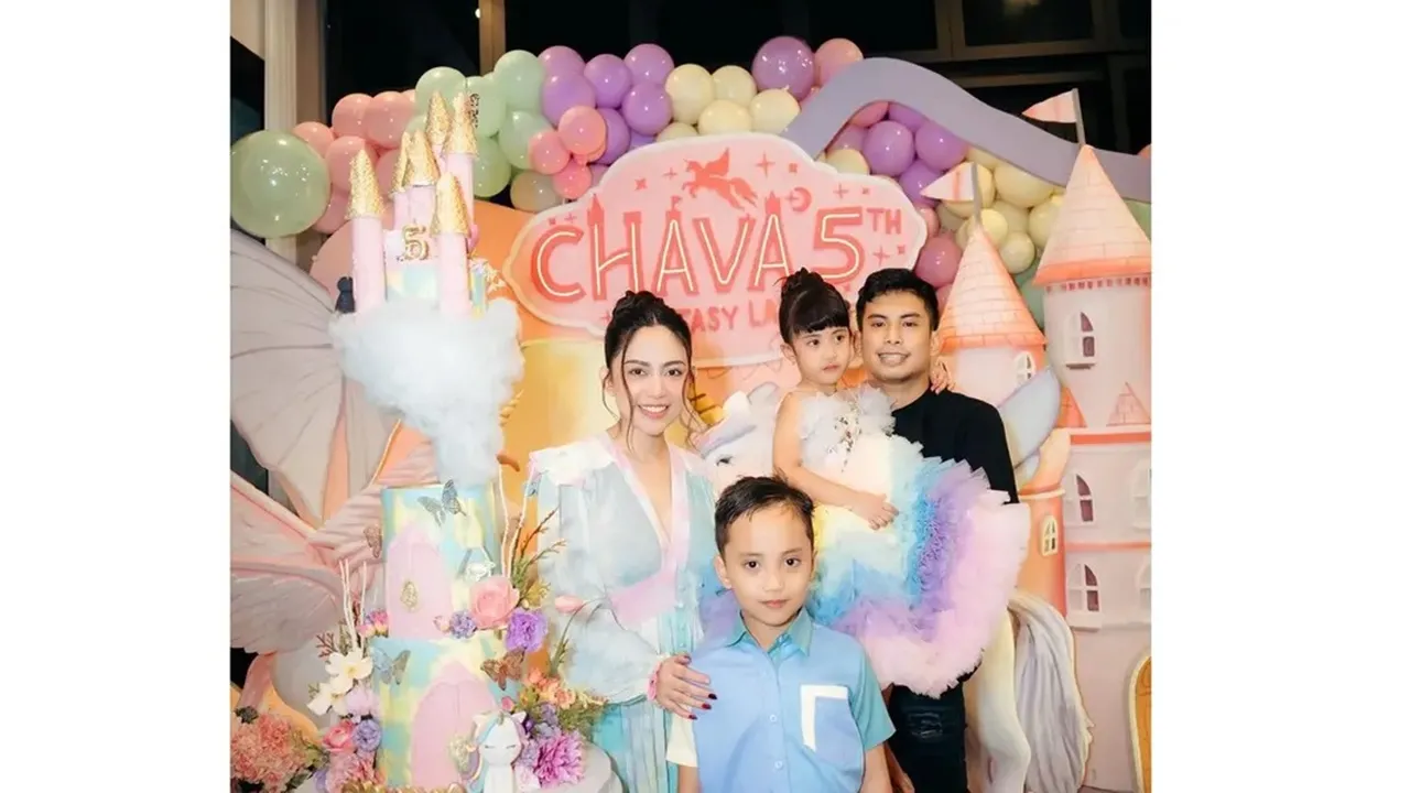 Hadiri Ulang Tahun Putri Rachel Vennya, Penampilan Okin jadi Sorotan