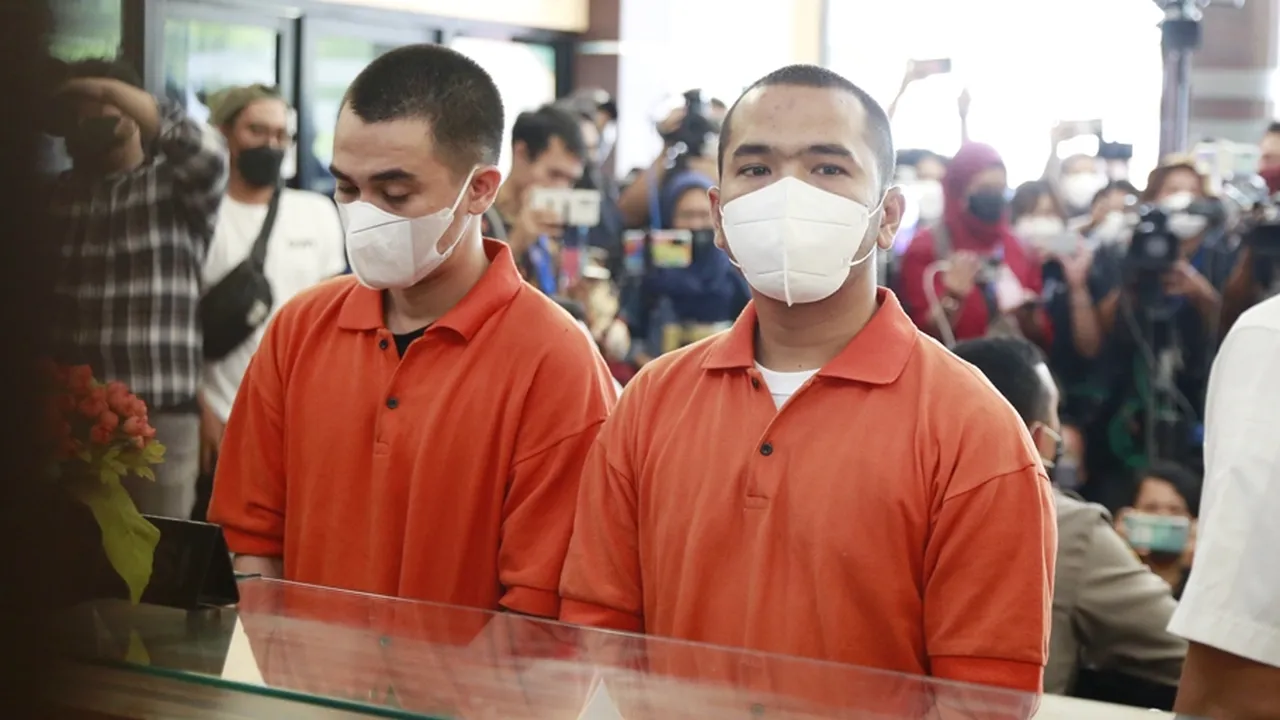 Hakim Ketua Sakit, Sidang Putusan Putra Siregar Ditunda