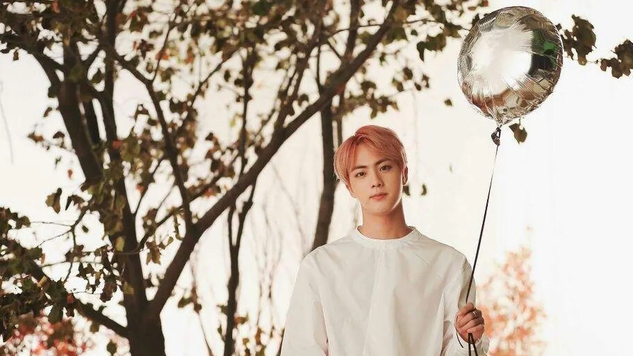 Hangat dan Tulus, Penggemar Terharu Dengar Nasehat Jin BTS