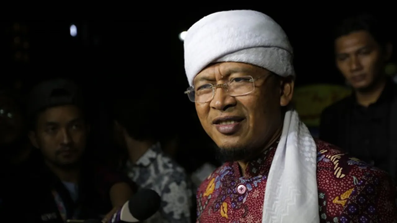 Hasil Rapid Sempat Non-Reaktif, Aa Gym Umumkan Positif Terinfeksi Covid-19 Hasil Rapid Sempat Non-Reaktif, Aa Gym Umumkan Positif Terinfeksi Covid-19
