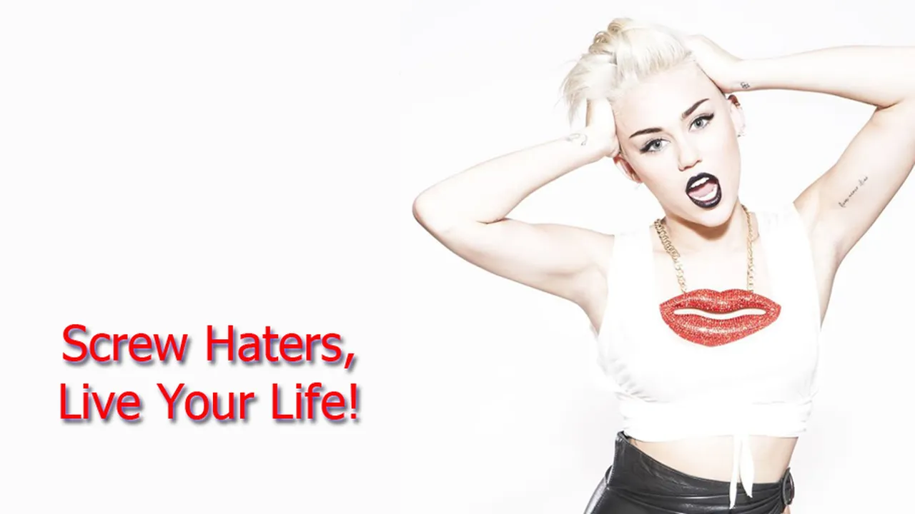 Haters 'Menggonggong'? Tetaplah Berlalu Dengan 7 Lagu Keren Ini