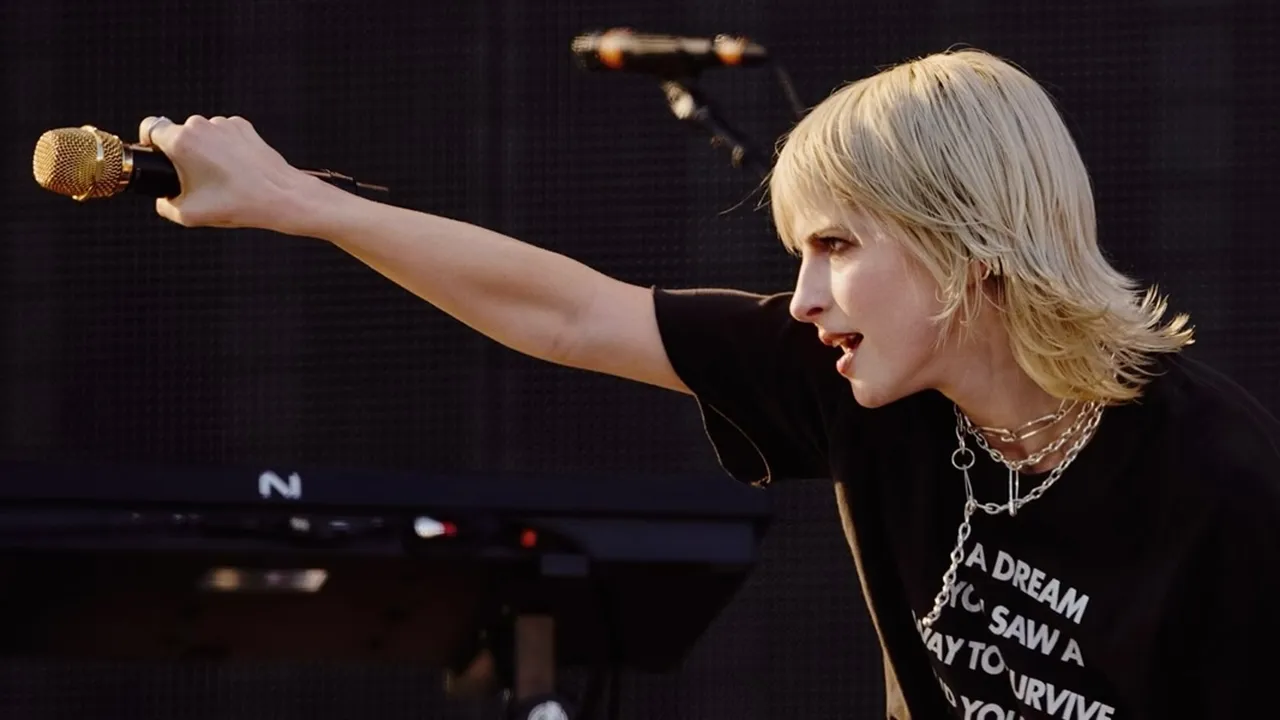 Hayley Williams MBTI: Ungkap Tipe Kepribadian Vokalis Paramore yang Ternyata Seorang ENFP Hayley Williams MBTI: Ungkap Tipe Kepribadian Vokalis Paramore yang Ternyata Seorang ENFP