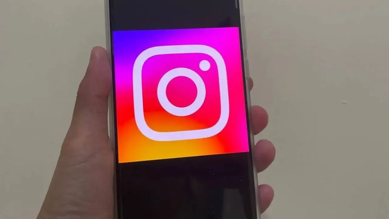 Highlight Story Pindah ke Grid? Begini Penjelasan dan Rencana CEO Instagram