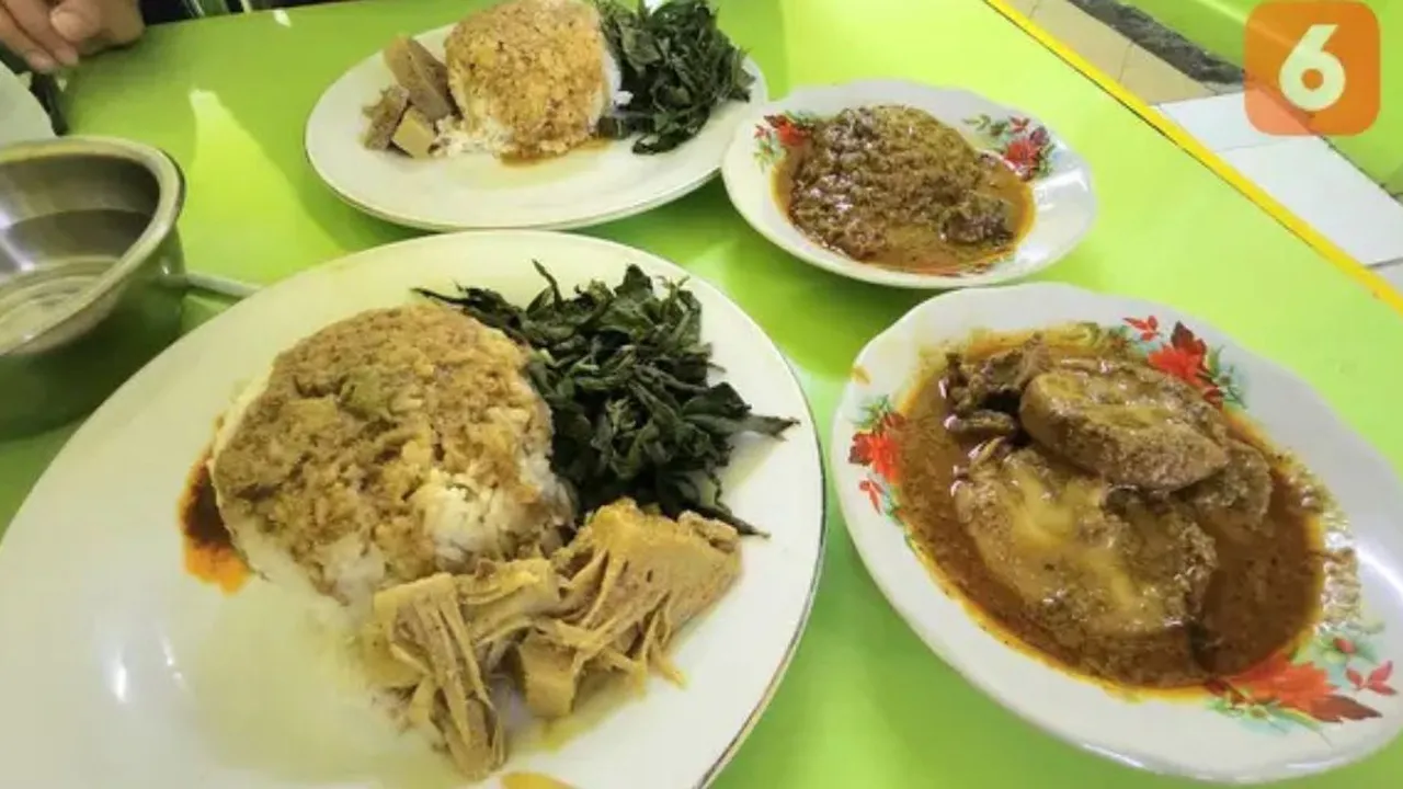 Hindari Jenis Makanan Ini Jika Anda Penderita Kolesterol Tinggi