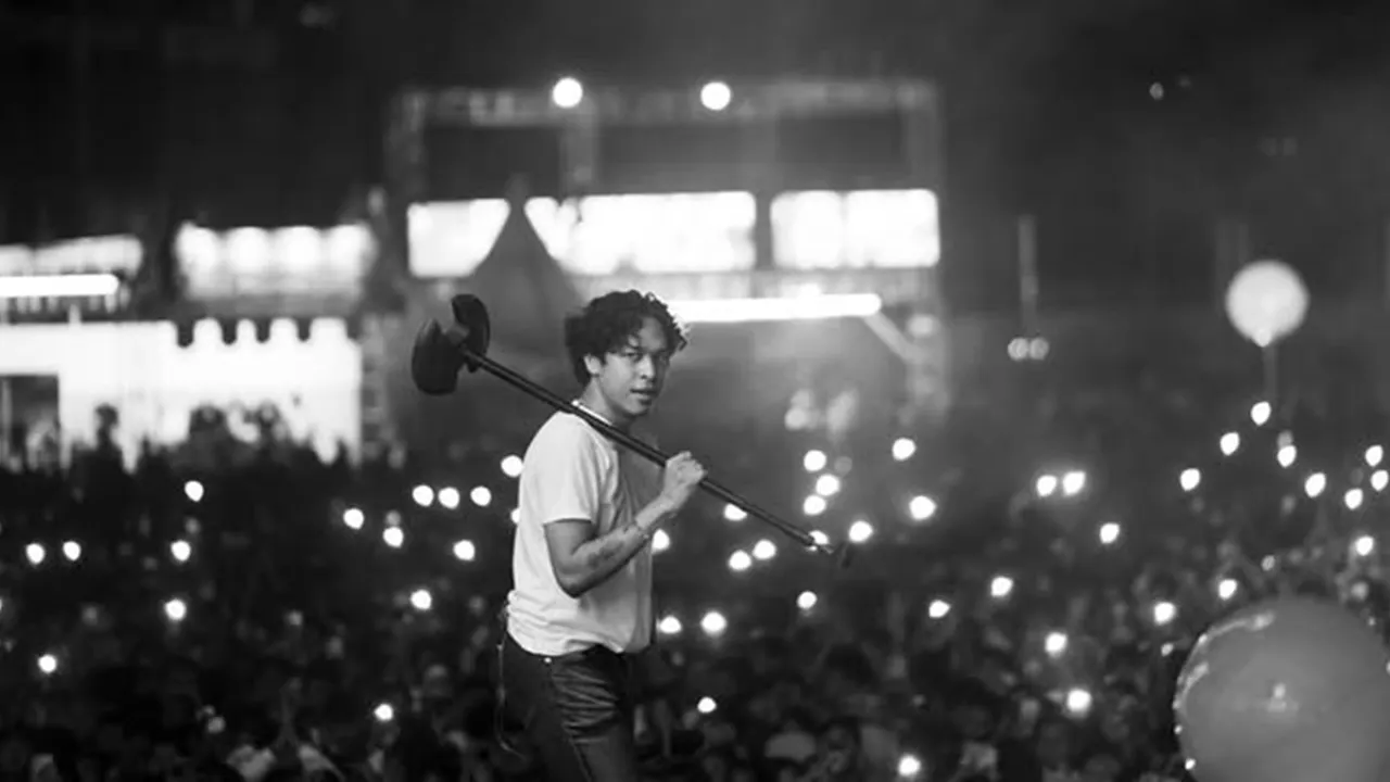 Hindia Rilis MV Letdown, Berlatar IKN