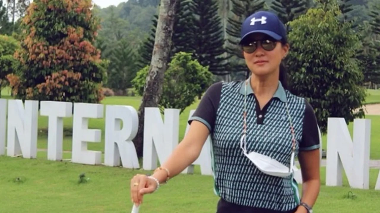Hobi Main Golf, Marcella Zalianty Senang Indonesia Punya Lapangan yang Bagus-Bagus Hobi Main Golf, Marcella Zalianty Senang Indonesia Punya Lapangan yang Bagus-Bagus