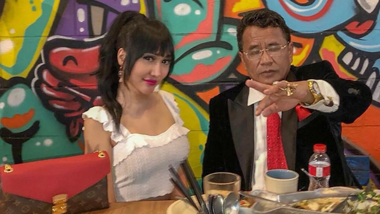 Hotman Paris Bakal Ekspos Pria-Pria Terkenal yang Dekati Lucinta Luna