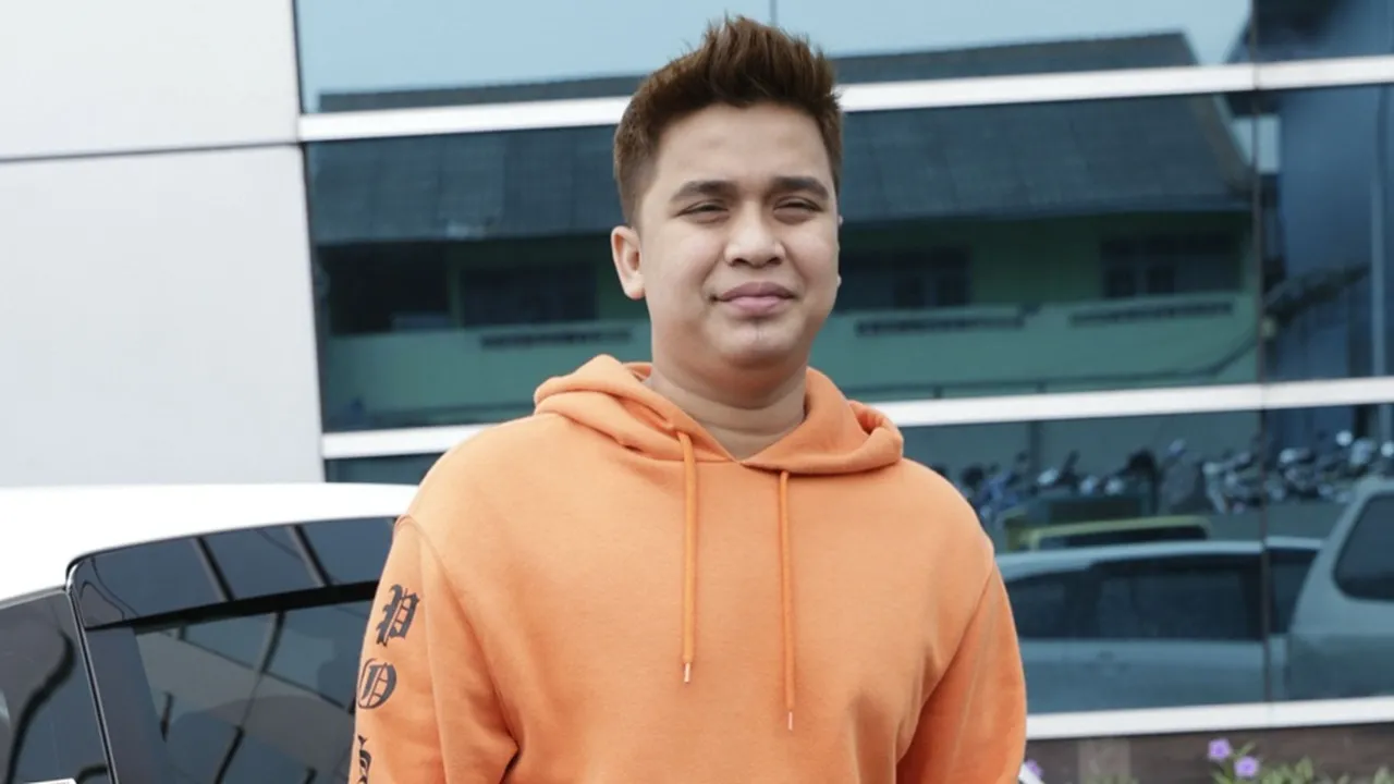 Hubungan Billy Syahputra dan Pacar Baru Dapat Restu Dari Orangtua