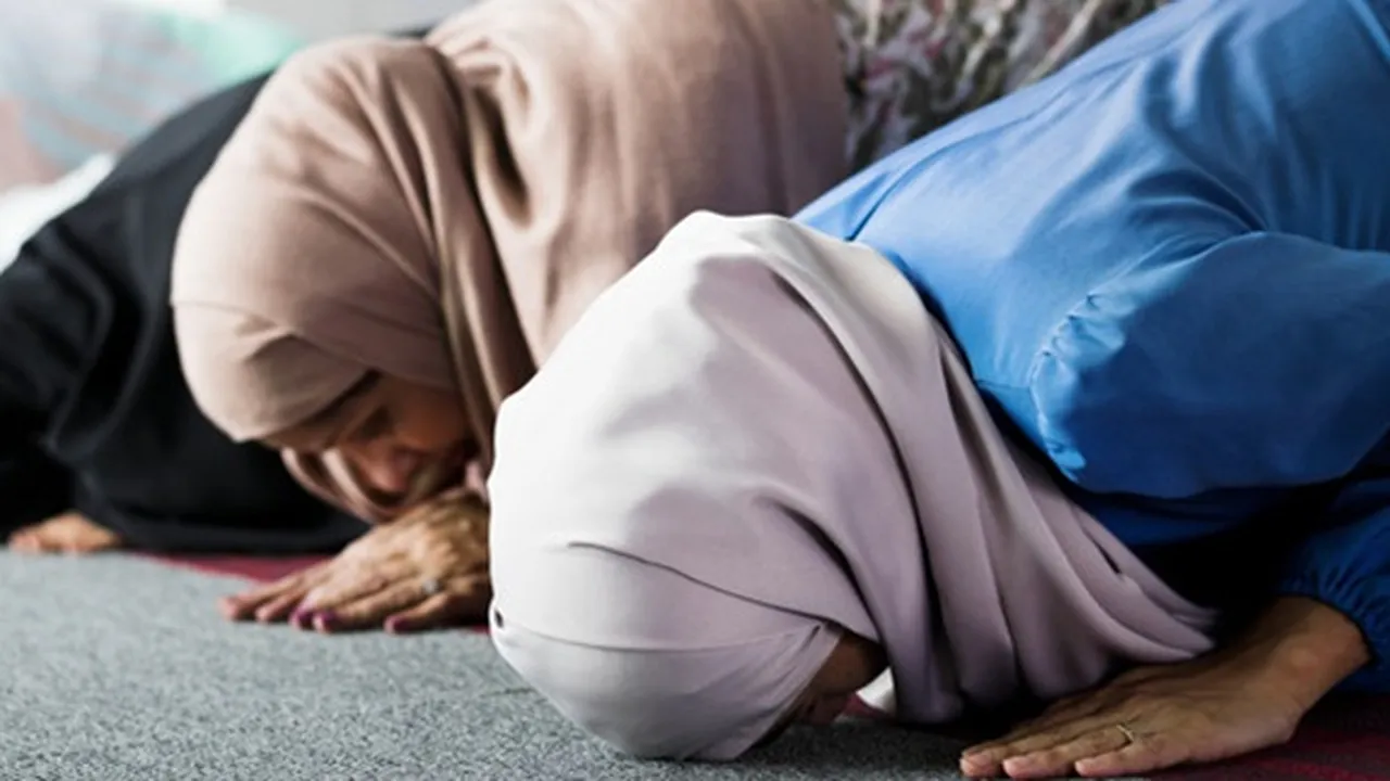 Hukum dan Keutamaan Sholat Berjamaah, Ganjaran Pahala Berkali Lipat